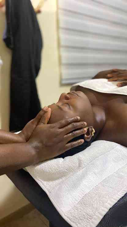 Glovic mobile massage premium service